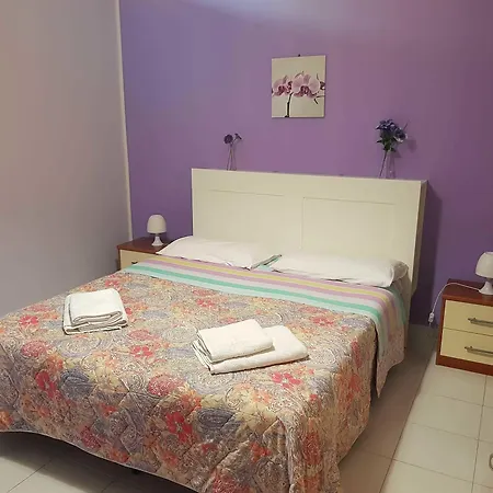 Panzió The Artists Acireale