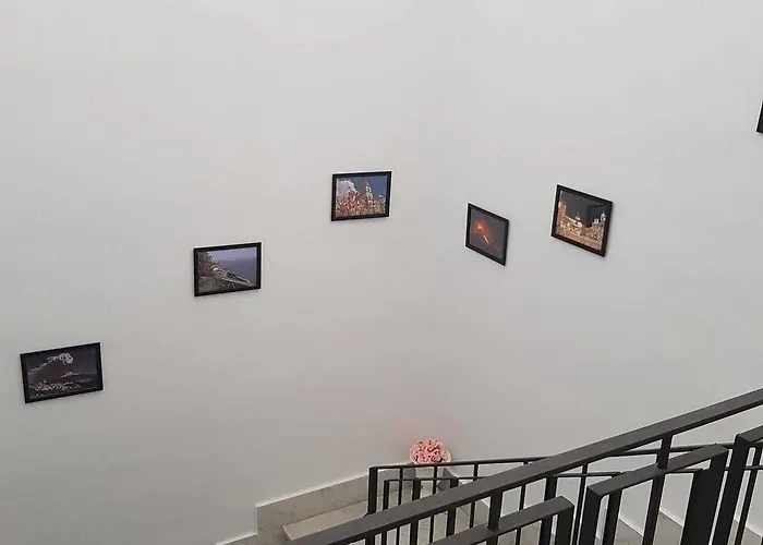 The Artists 3*